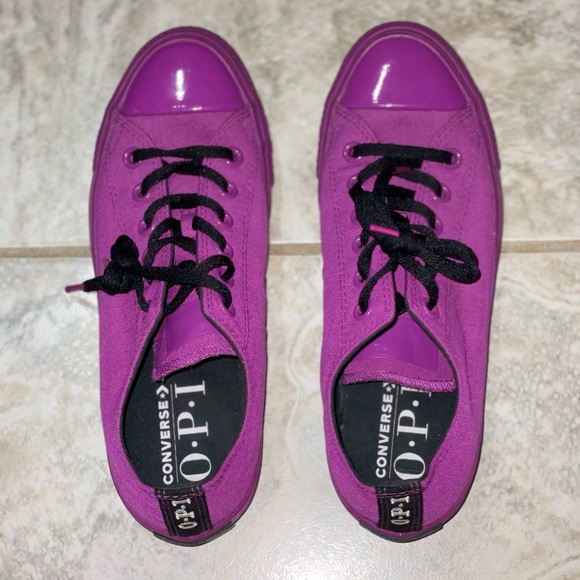 Converse Women's Bold Violet Sneakers - Picture 5 of 14